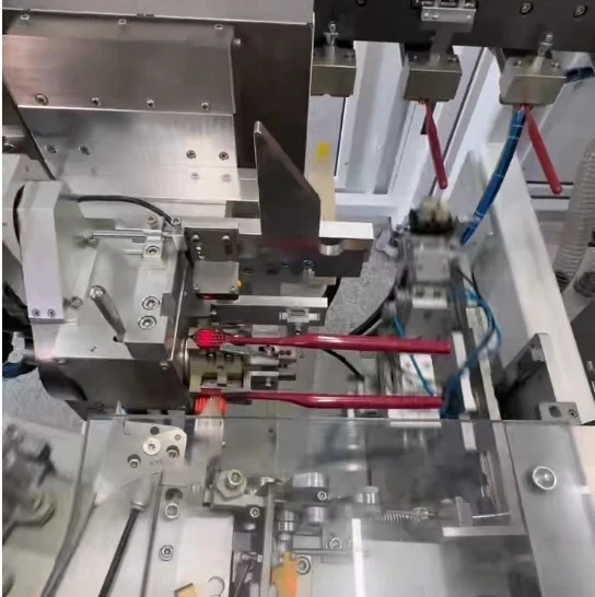 750-800 Holes-per-Min 25-35 RPM 1.2-3.8mm Toothbrush Finishing Machine factory