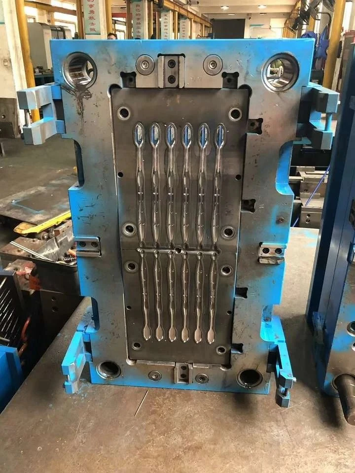 Multi-Cavity 5kW Toothbrush Handle Injection Mold suppliers