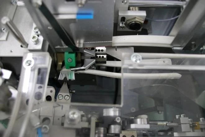 New Toothbrush Bristle Tufting Machine suppliers
