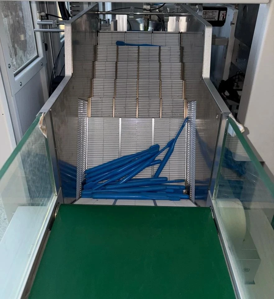 Robotic CNC 5-Spindle 5-8-Head Toothbrush Combine Machine factory